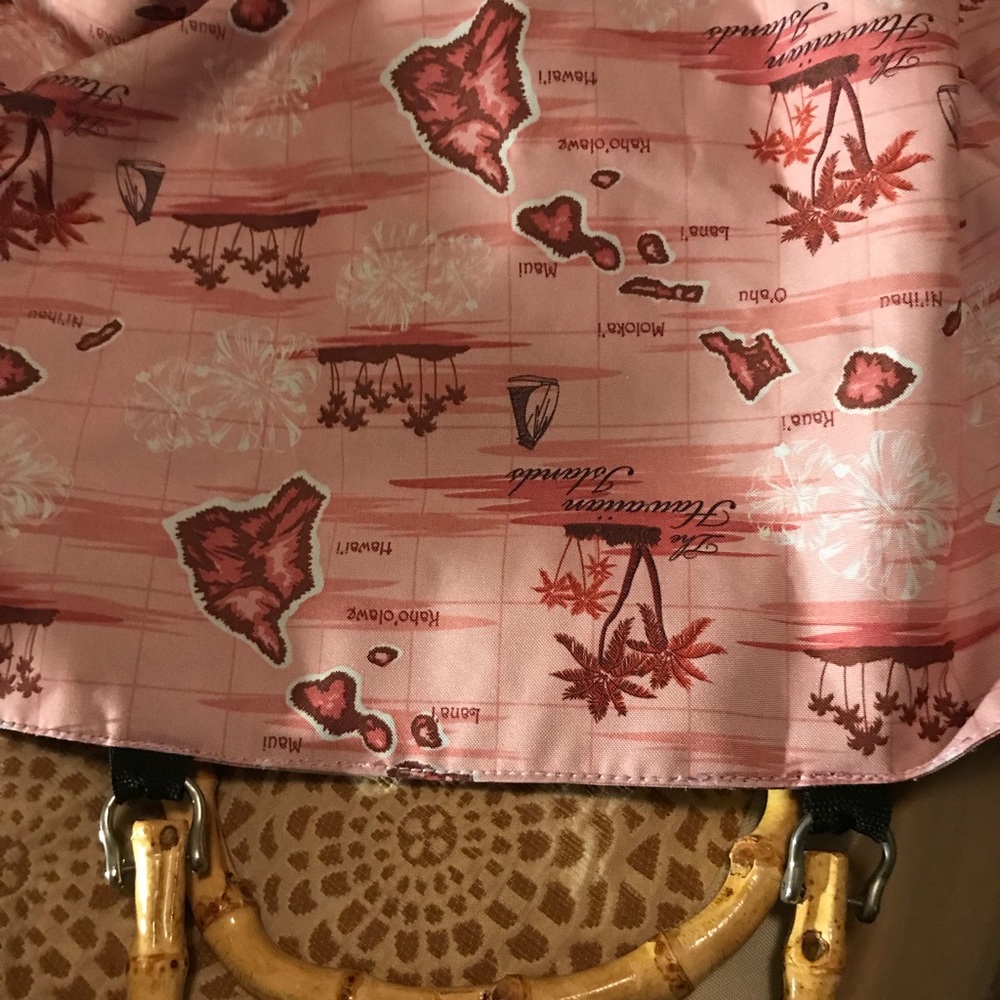 Large Hawaiian bag